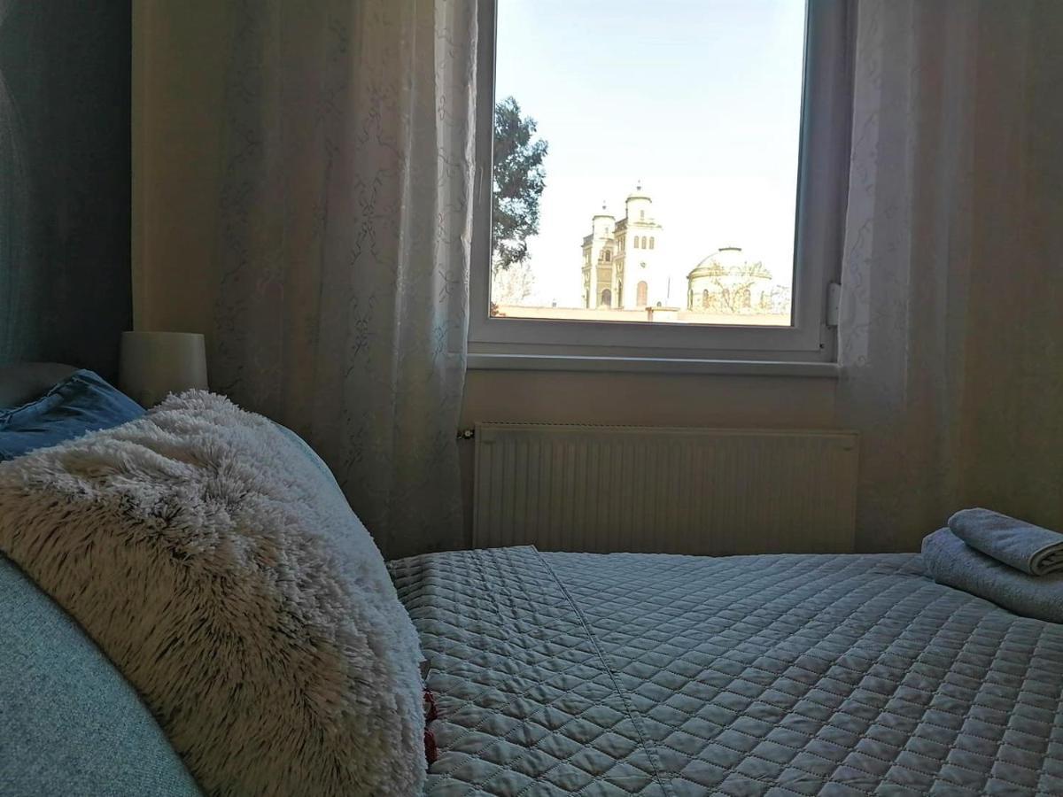 Sweet Central Apartment ,In The City Center Eger Exterior photo